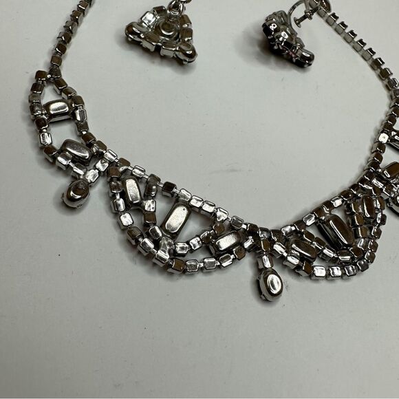 Fashion Jewelry Black and Pink Rhinestone Necklace and Screw Back Earrings - Picture 13 of 14